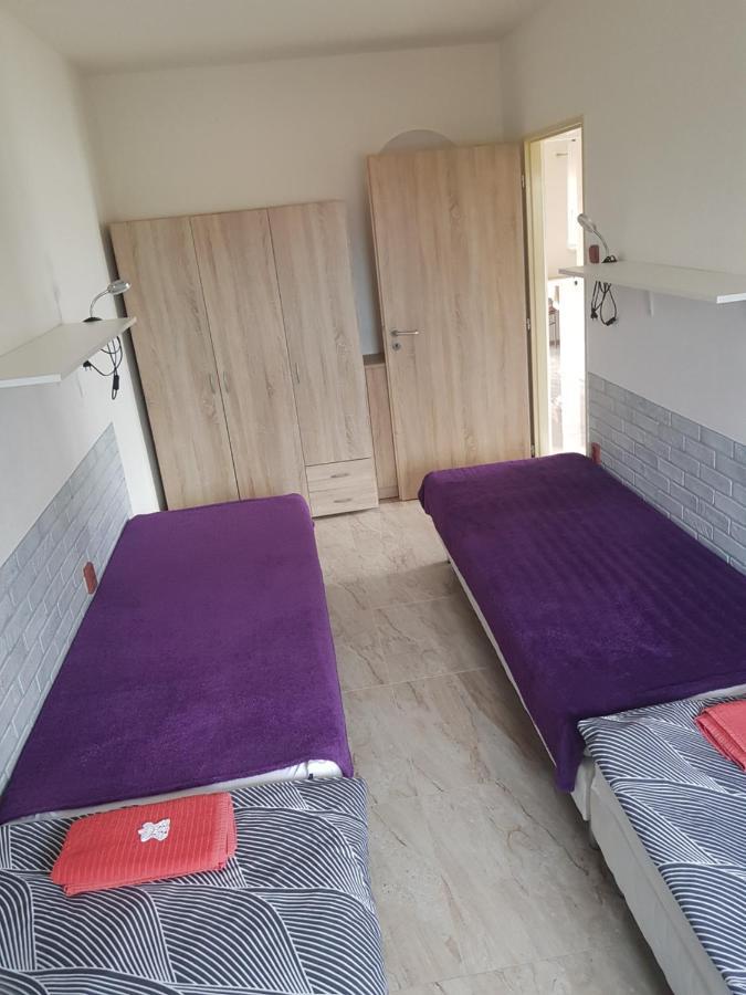 Apartman Anna S Vinnym Sklepem Pouzdrany Экстерьер фото